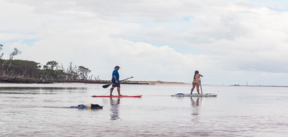 ALUGUEL DE CAIAQUE E STAND UP PADDLE
